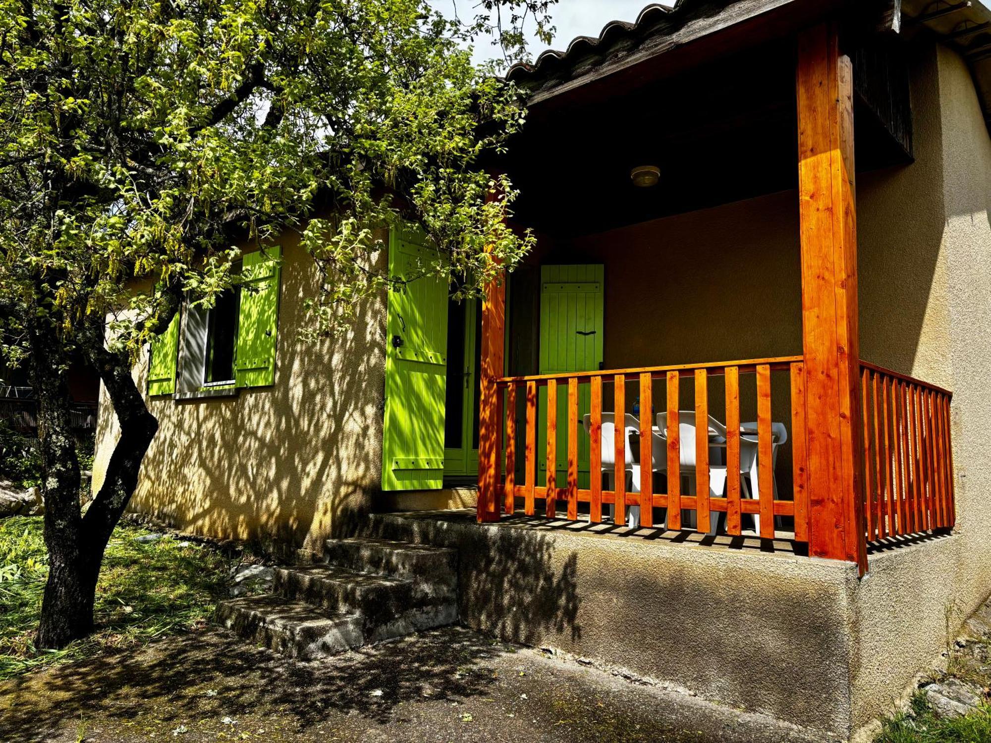 Hotel Les Persedes Lavilledieu (Ardeche)