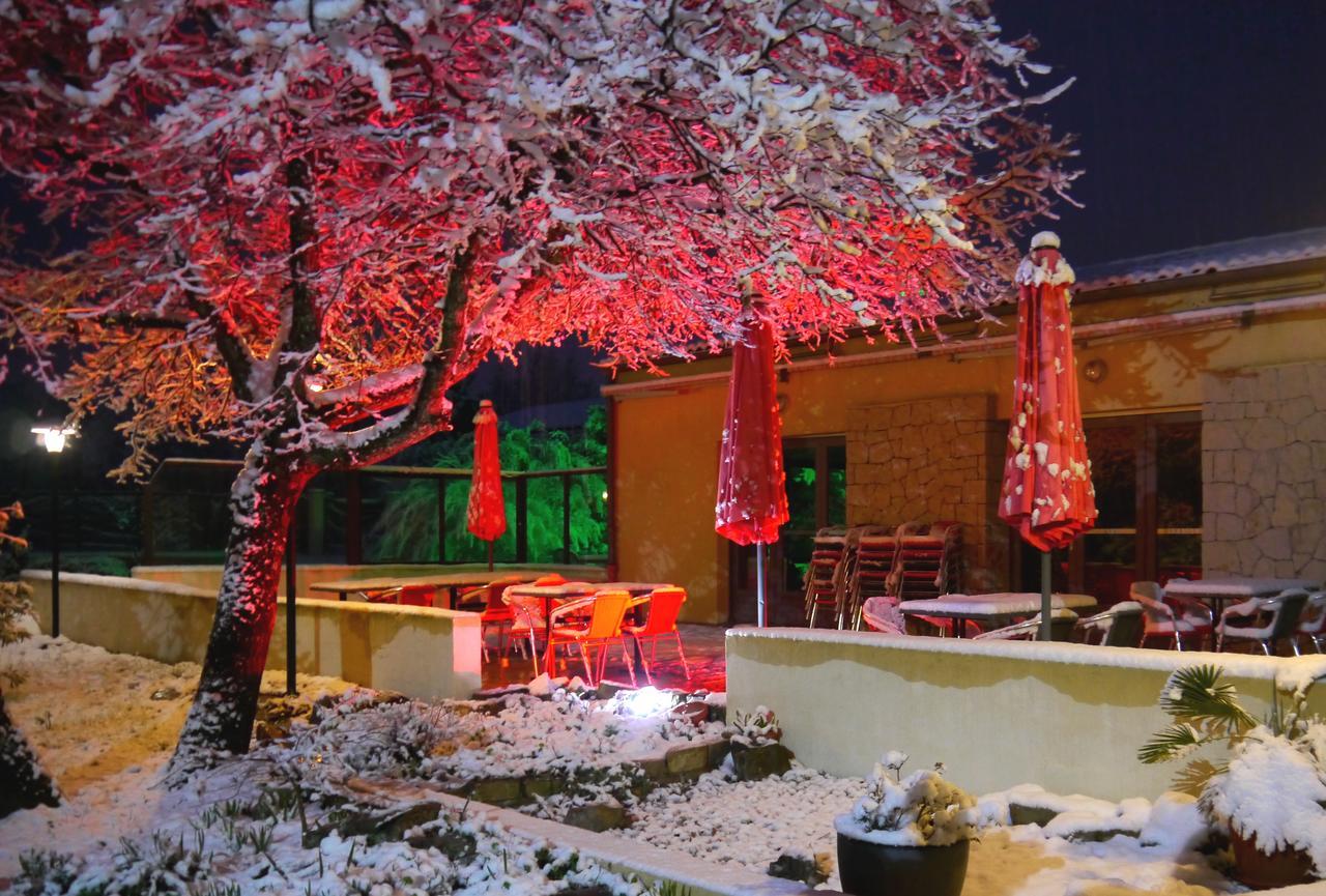 Les Persedes 2* Lavilledieu (Ardeche)